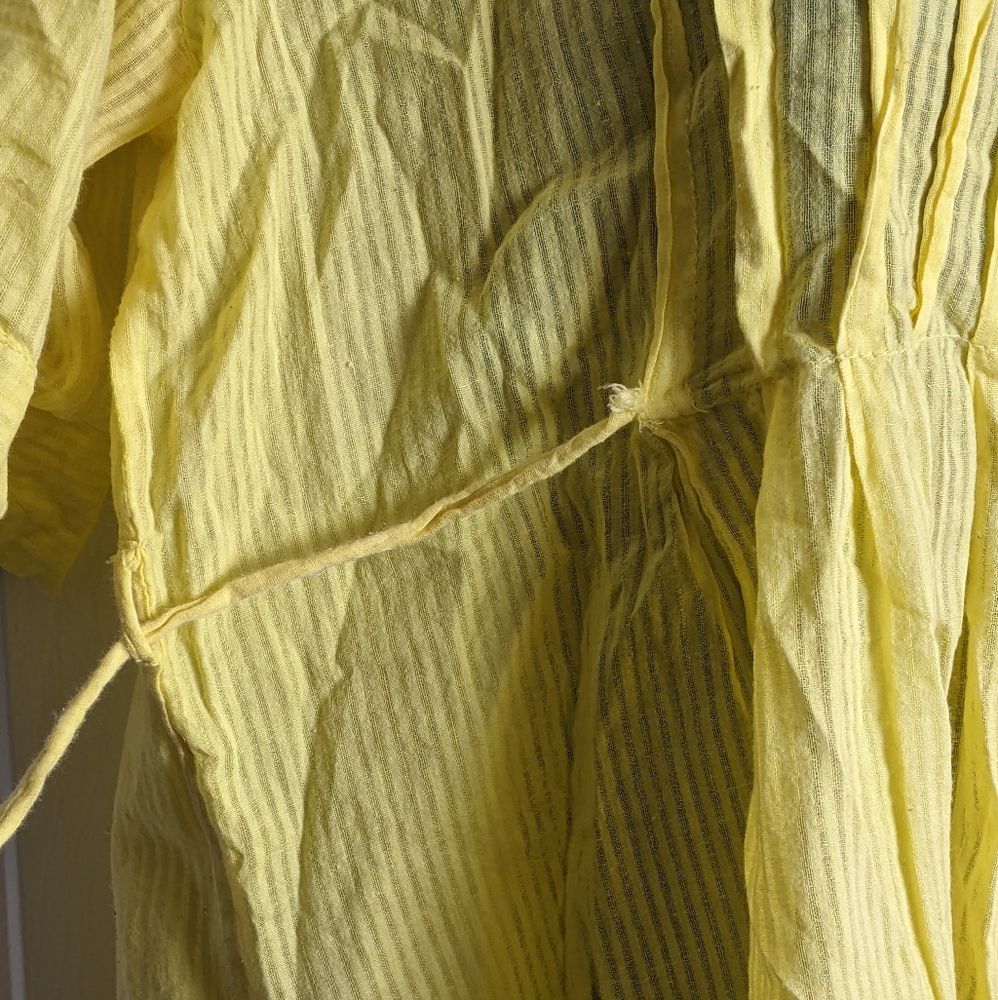 Yellow flowly button down - Picture 6 of 9